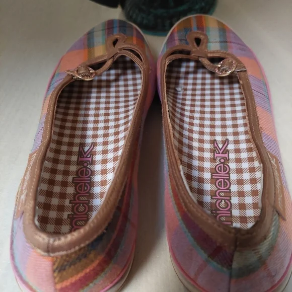 Michelle K Plaid Checkered Slip On Shoes Women's Size - Picture 3 of 9